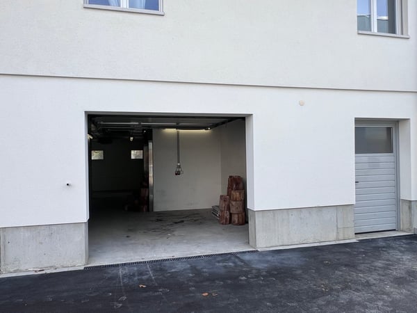 Gewerbe-/Lagerräume im EG & UG (nur zusammen mietbar) 7