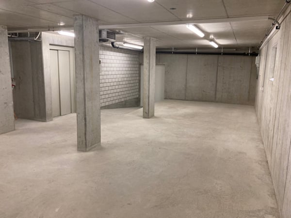 Gewerbe-/Lagerräume im EG & UG (nur zusammen mietbar) 3