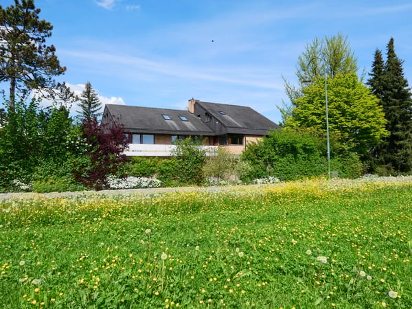 Architektonisch stilvolles und sehr grosszügiges Wohn-/Geschäftshaus ... 2