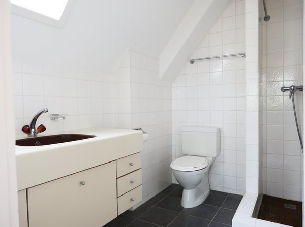 Originelles Büro/Atelier mit herrlichem Ausblick in attraktivem 2-Familienhaus im Dorfzentrum ... 5