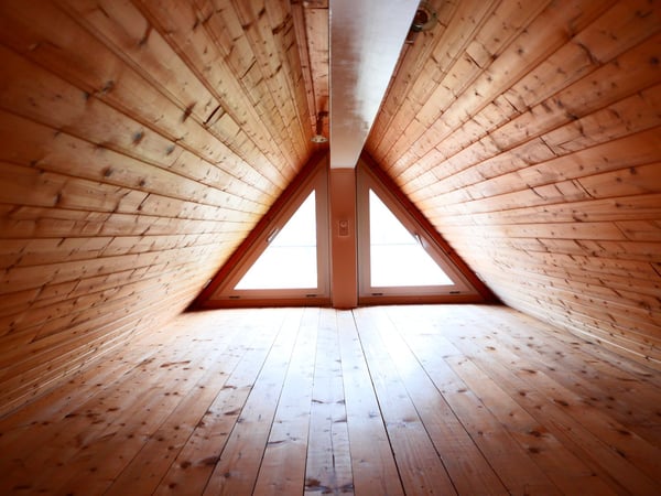 Originelles Büro/Atelier mit herrlichem Ausblick in attraktivem 2-Familienhaus im Dorfzentrum ... 6