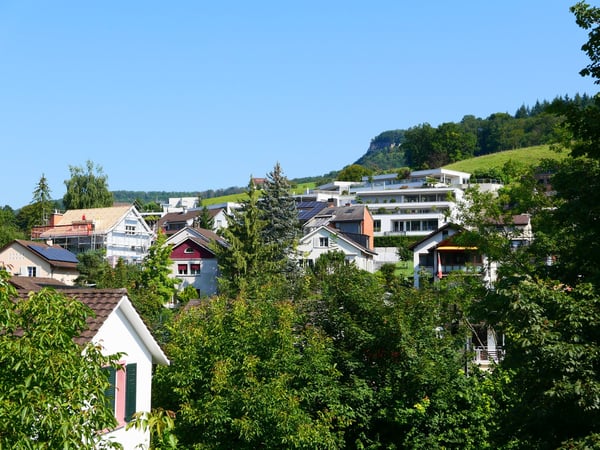 Schöne 2-Zimmerwohnung mit grosser Terrasse Nähe Dorfzentrum und Bahnhof ... 8