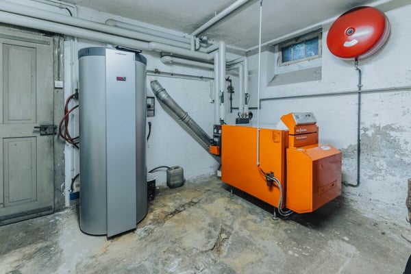 Wohn- und Geschäftshaus 32