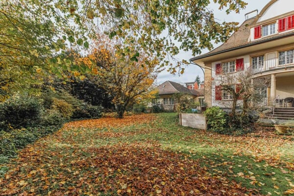 Villa mit Praxisanbau 6