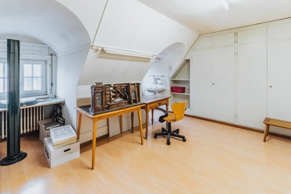 Villa mit Praxisanbau 27