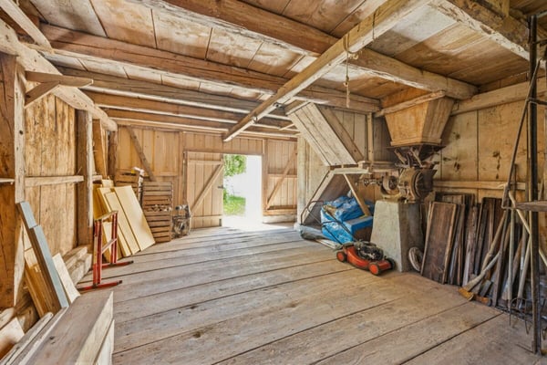 Bauernhaus mit Weitsicht und grosser Parzelle. 21