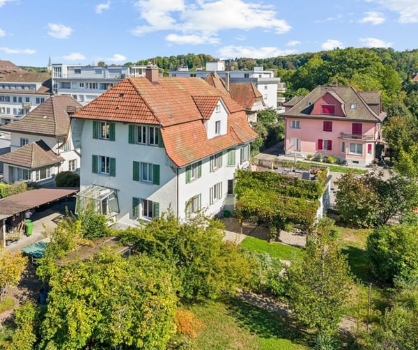 Ein Haus mit Geschichte - Dreifamilienhaus mit Studio und Ladenlokal 3