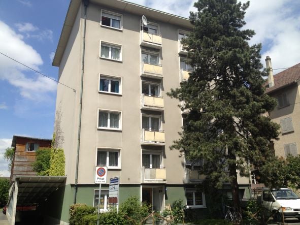 Motorrad Einstellplatz in Tiefgarage nähe Wasgenring 1