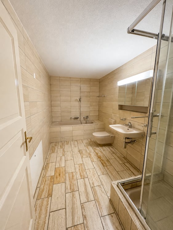 4-Zimmer-Wohnung mit Terrassensitzplatz und Cheminee 9