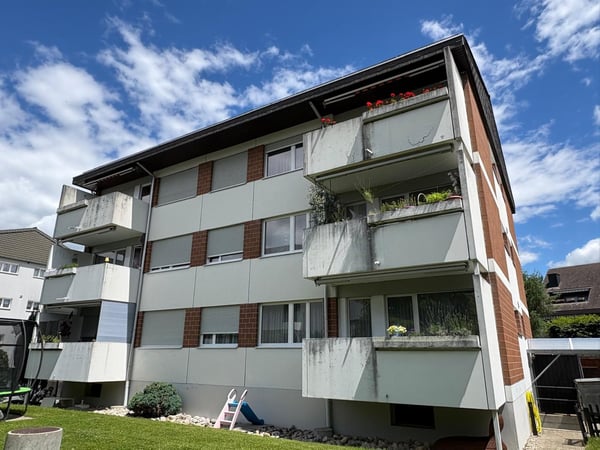 Helle 3.5 Zimmer-Wohnung mit Balkon an beliebter Wohnlage zu vermieten 1