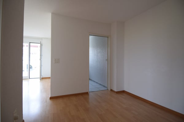 Lyssach...Schöne 2.5 Zimmer Wohnung Erdgeschoss 3