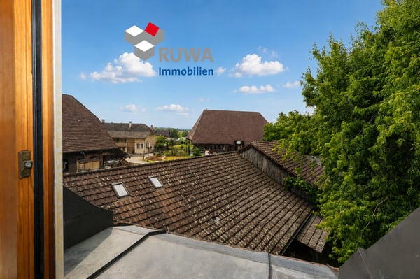 3½ Zimmer-Dachwohnung mit Galerie und Weitsicht in Ersigen... 9
