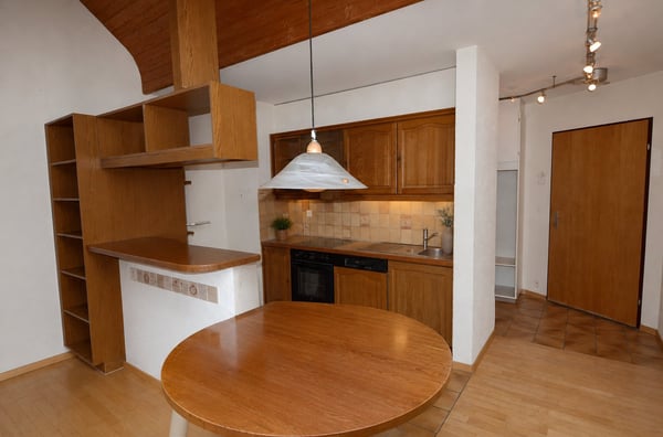 Heimelige Dachwohnung mit Balkon in Hindelbank 2