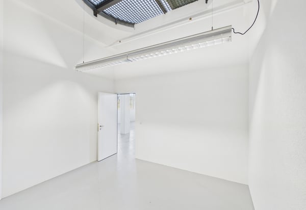 Einzigartige Lofteinheit im legendären Stufenbau 6