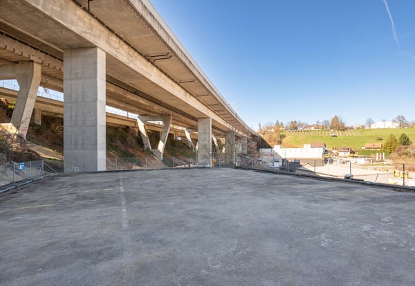 Einzigartige Lofteinheit im legendären Stufenbau 12
