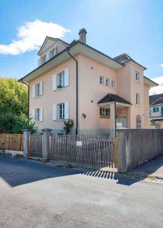 Ein Mehrfamilienhaus mit Charakter und idyllischer Gartenanlage 4