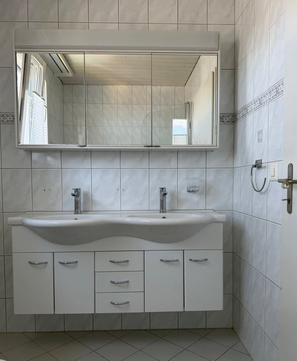 Charmante 3.5-Zimmer-Dachwohnung mit Cheminée und Terrasse 10