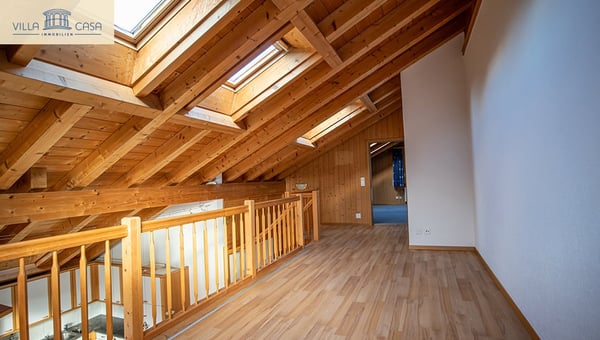 Grosszügige Dachwohnung mit Galerie und sonniger Ausrichtung – Ihr neues Zuhause 2