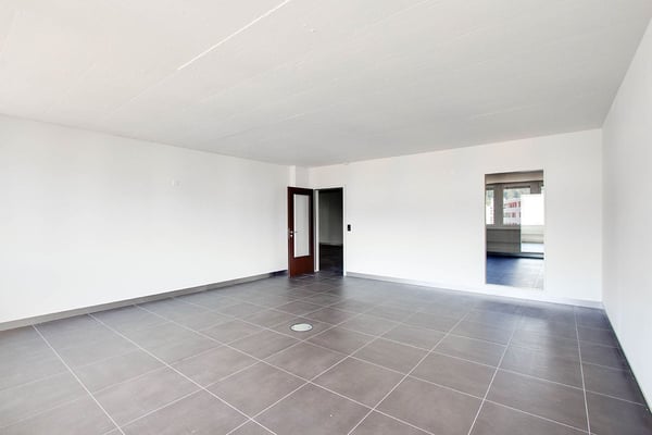 Ihr fertig ausgebauter neuer Büro- oder Praxisstandort mitten im aufstrebenden Spreitenbach 6