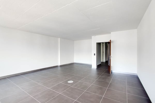 Ihr fertig ausgebauter neuer Büro- oder Praxisstandort mitten im aufstrebenden Spreitenbach 3