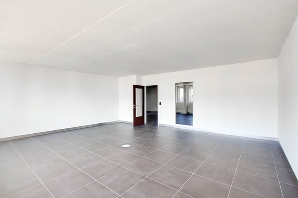 Ihr fertig ausgebauter neuer Büro- oder Praxisstandort mitten im aufstrebenden Spreitenbach 7