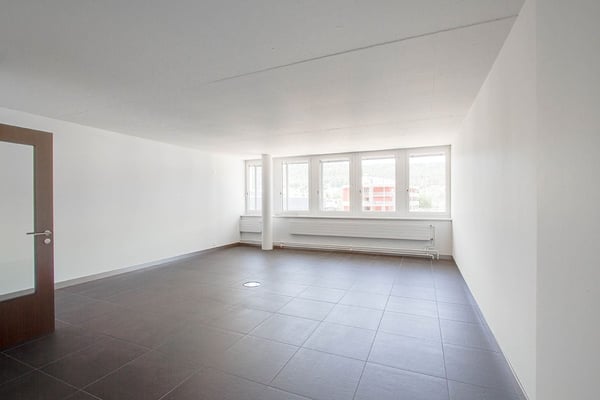 Ihr fertig ausgebauter neuer Büro- oder Praxisstandort mitten im aufstrebenden Spreitenbach 4