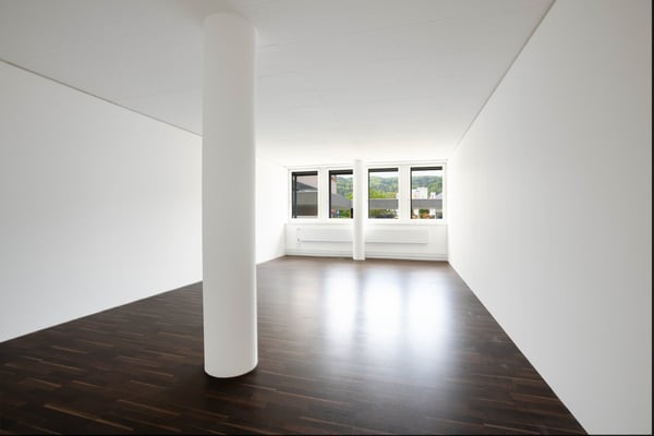 Büro mitten in Spreitenbach in gepflegter Liegenschaft an hervorragender Lage 1