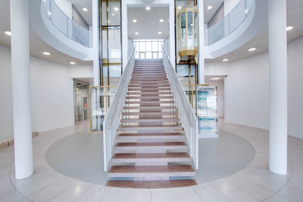 Attraktive Büro- und Gewerbefläche im Rohbau 2