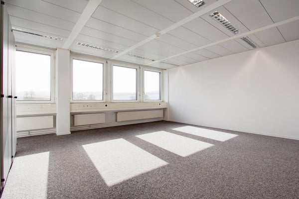 Helles Büro für Kleinunternehmer oder Start-ups - sofort verfügbar 2
