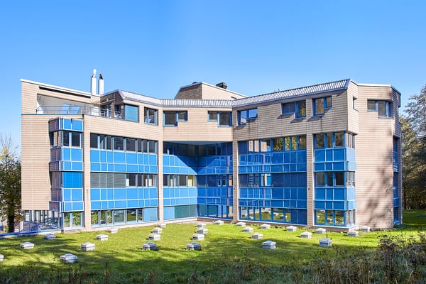 Ihr neuer Arbeitsplatz in gepflegter Liegenschaft an der Bönirainstrasse in Thalwil 3