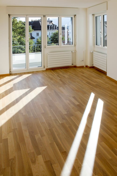 Grosszügige 1.5-Zimmer-Wohnung mit Balkon an der Badenerstrasse, Zürich 4