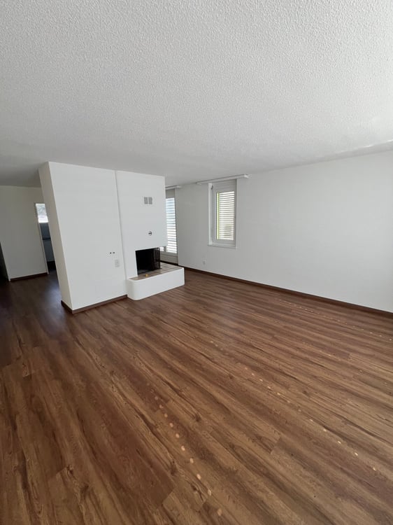 Grosszügige 4.5-Zimmer-Dachwohnung mit Riesenterrasse 2