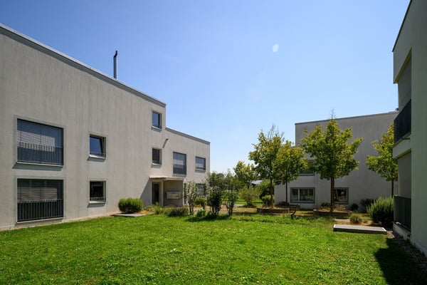 2,5-Zimmerwohnung, 74 m2, 1.OG, in ländlicher Umgebung in Biel-Benken 2