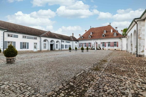 Arbeiten im Schloss! Büro oder Atelierräume (ab 30m2) 2