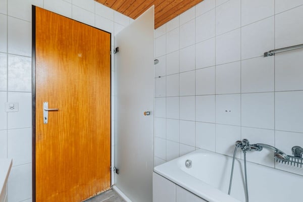 Doppel-Einfamilienhaus (2x 4 Zimmer) an ruhiger Lage 12