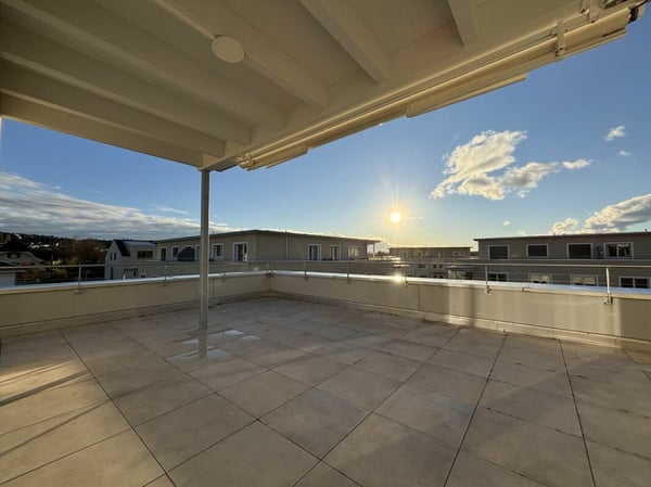 Exklusive 1.5-Zimmer-Attikawohnung mit grosszügiger Terrasse 11