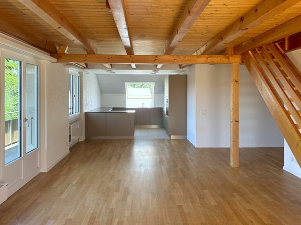 Sanierte 1 1/2-Zimmer-Dachwohnung mit Galerie 2