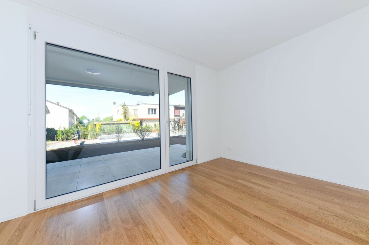 Topmoderne 4 1/2-Zimmerwohnung im Erdgeschoss