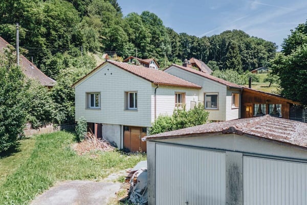 Charmantes Einfamilienhaus mit Garten und viel Potenzial in Melchnau 3