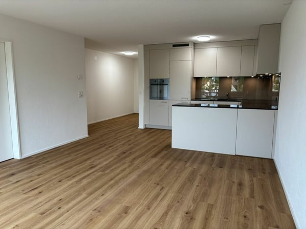 Teilsanierte 2½-Zimmerwohnung für Personen ab 60 Jahren 2