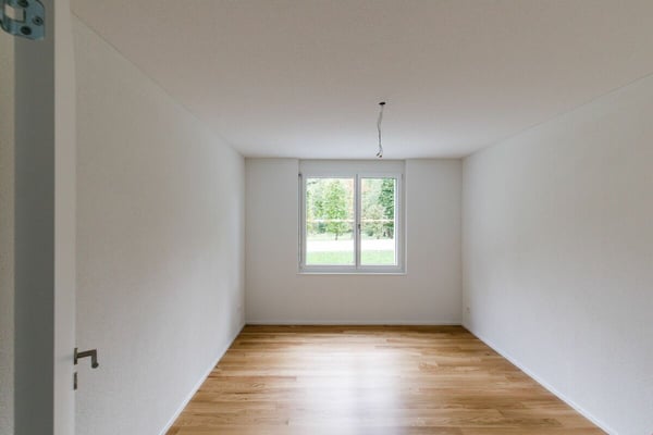 Top 3 1/2-Zimmerwohnung im Erdgeschoss in der Überbauung Blumenau 8