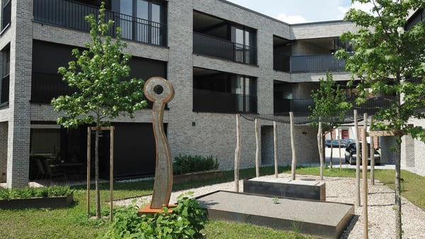 Topmoderne 2.5-Zimmerwohnung in unmittelbarer Nähe zum Bahnhof 9