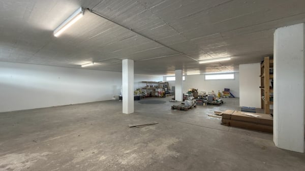 180 m² Lager und Gewerbefläche mit Warenlift und optimalem Autobahnanschluss 4