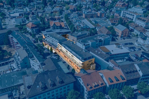 Anlage im Stadtzentrum: Gewerbe und Wohnen an bester Lage 2