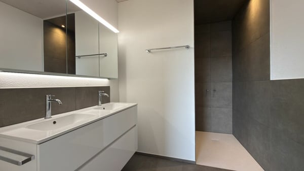 Neubau-Reiheneinfamilienhaus mit vielen Extras in Oberbipp 12