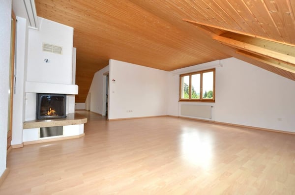4.5 Zimmer, 160m², 1'900.- inkl. Nebenkosten 9