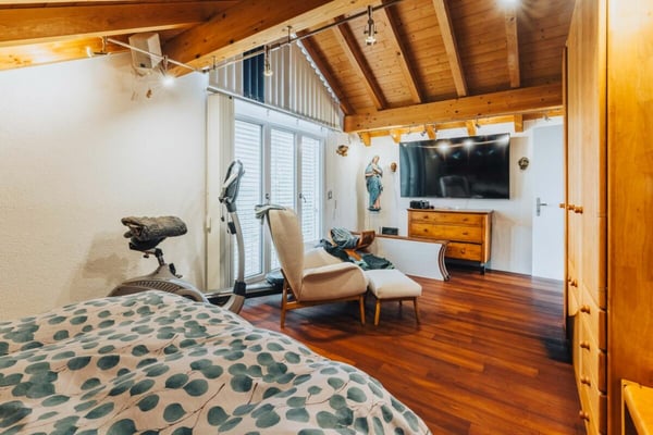 Bijou mit Top Ausbaustandart: 2.5 Zimmer Einfamilienhaus 13