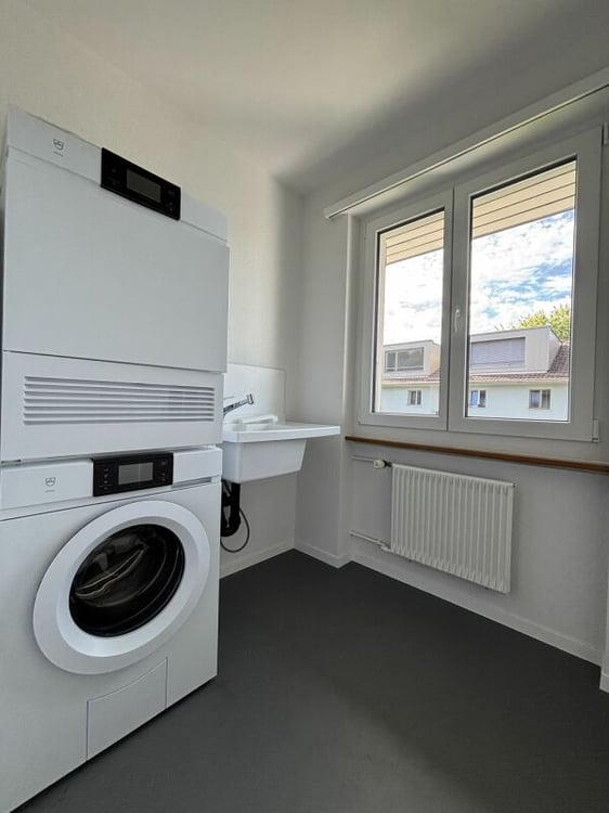 3 1/2-Zimmerwohnung im 2. Obergeschoss 12