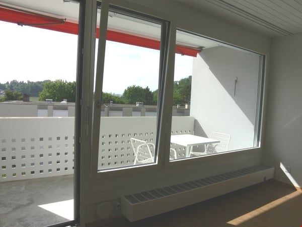 Lichtdurchflutete Wohnung mit freier Sicht ins Grüne, inkl. Parkplatz 3