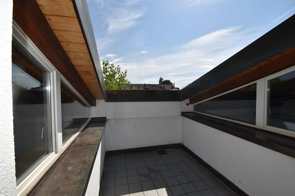 2.5-Zimmer Dachwohnung im Herzen des Breitenrainquartiers 6